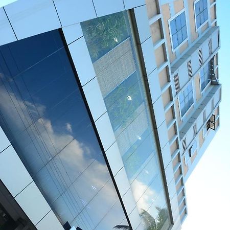 Hotel Falcon Thiruvananthapuram Kültér fotó