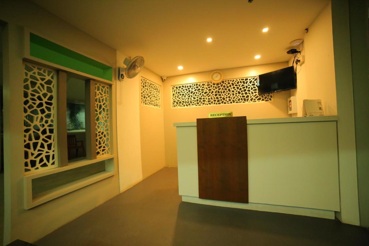 Hotel Falcon Thiruvananthapuram Kültér fotó
