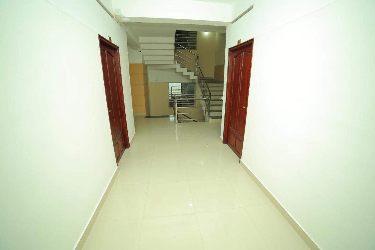 Hotel Falcon Thiruvananthapuram Kültér fotó